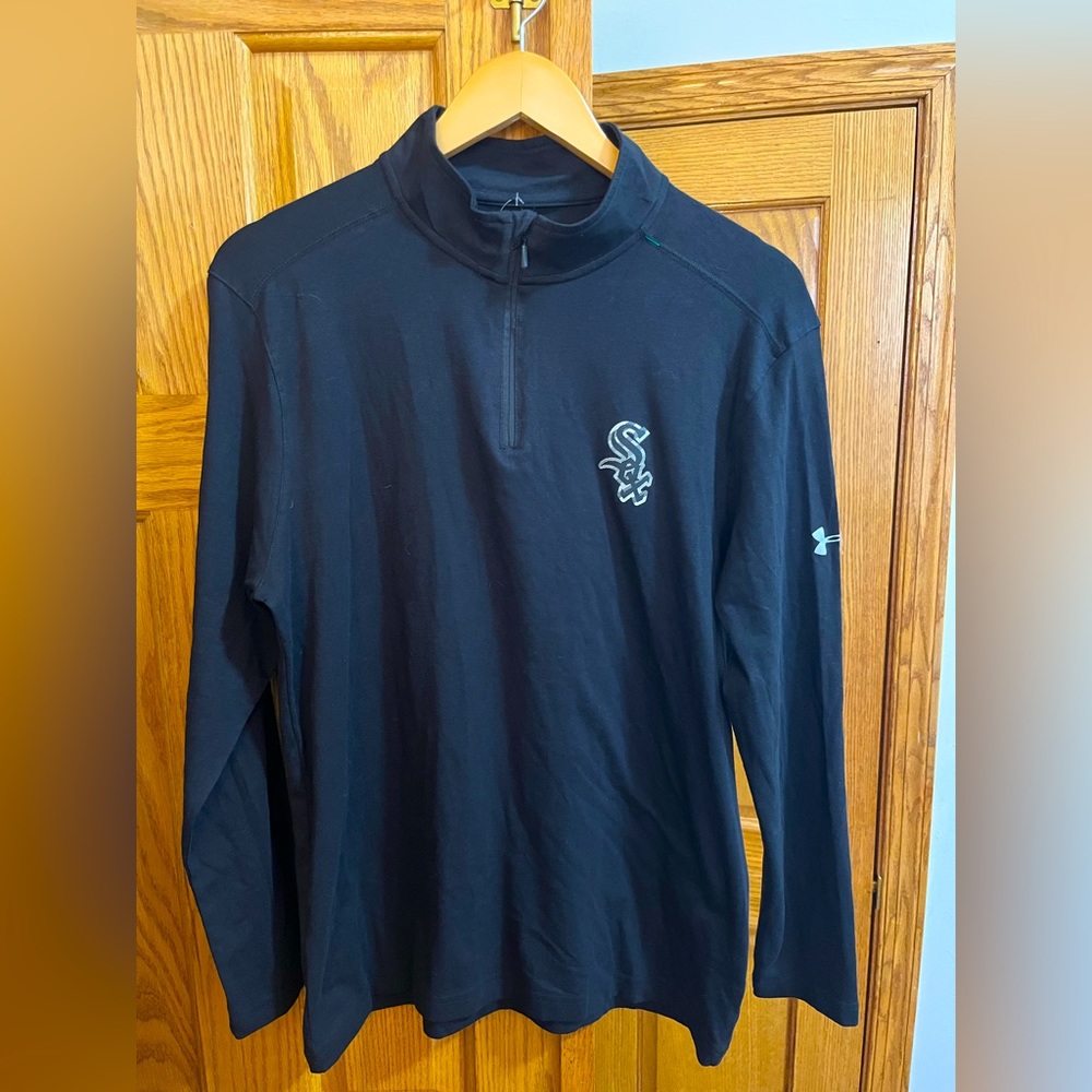 NWT Chicago White Sox Zip Up Long Sleeve (Men’s Medium)